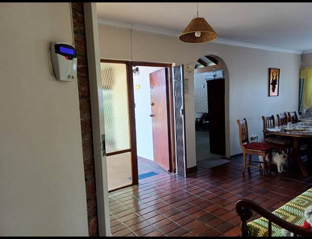 4 BEDROOM HOUSE FOR SALE IN ESCOMBE
